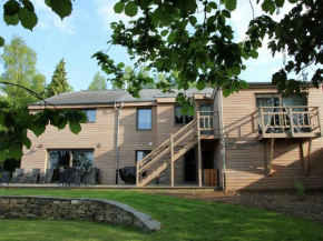 Beautiful Holiday Home with Bubble Bath Sauna and Fireplace